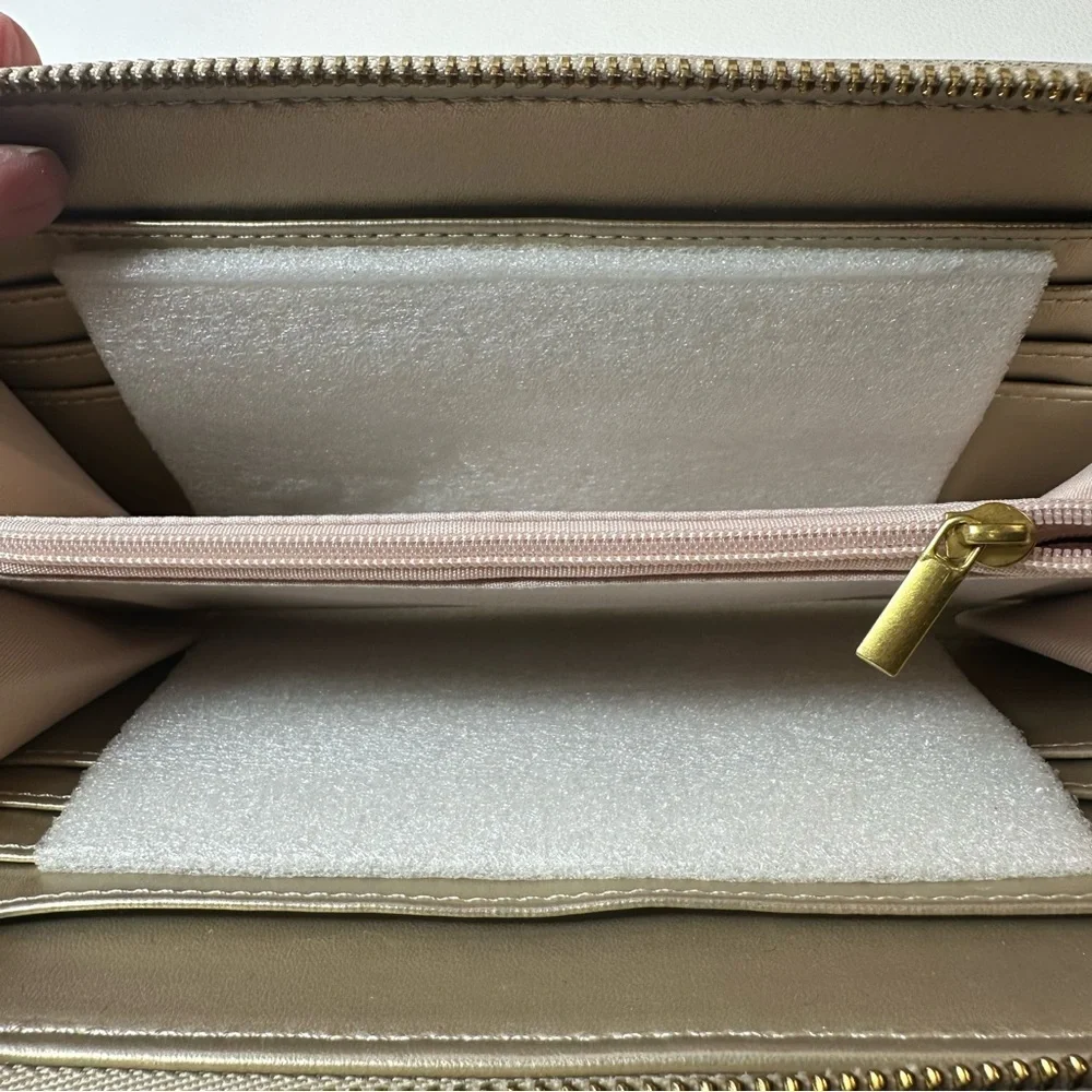 NEW Women’s Style & Co Metallic Gold Whipstitch Shoulder Bag and Zip Wallet - Picture 12 of 13